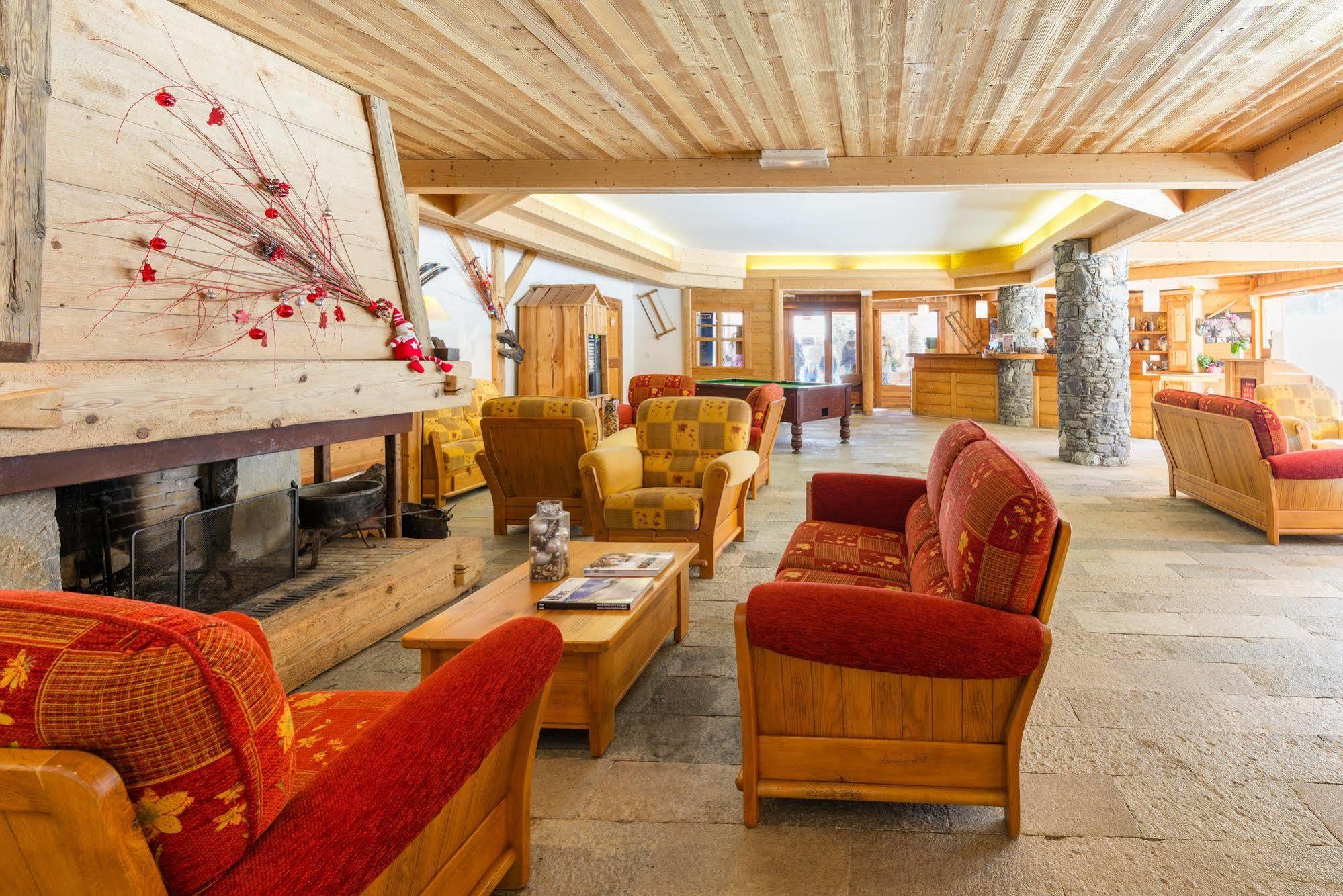Lagrange Vacances Le Hameau Du Rocher Blanc Serre Chevalier Exteriör bild