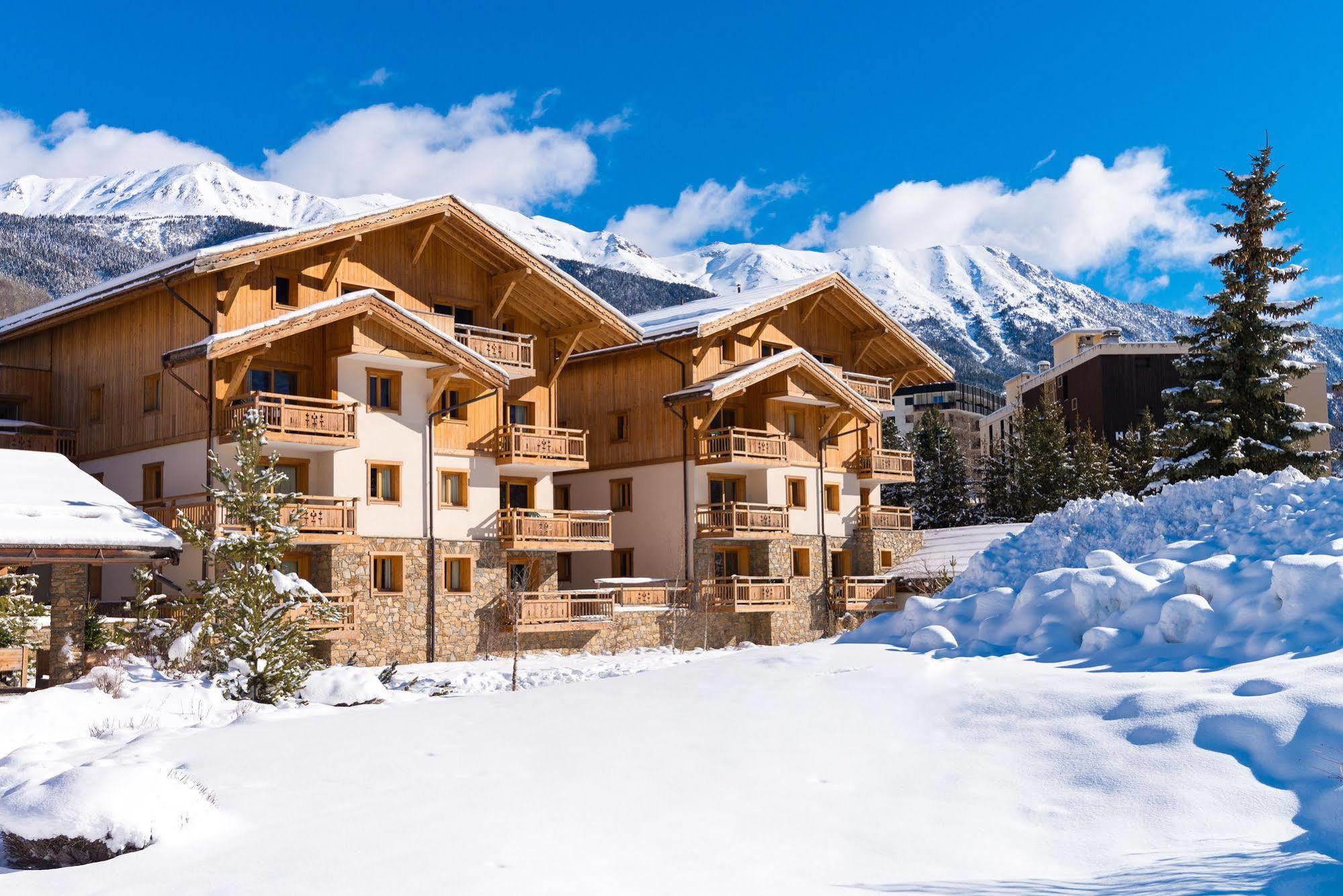 Lagrange Vacances Le Hameau Du Rocher Blanc Serre Chevalier Exteriör bild